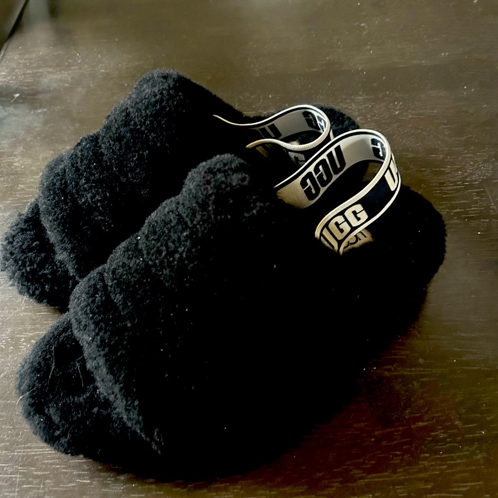 Fluff Yeah Ugg slides